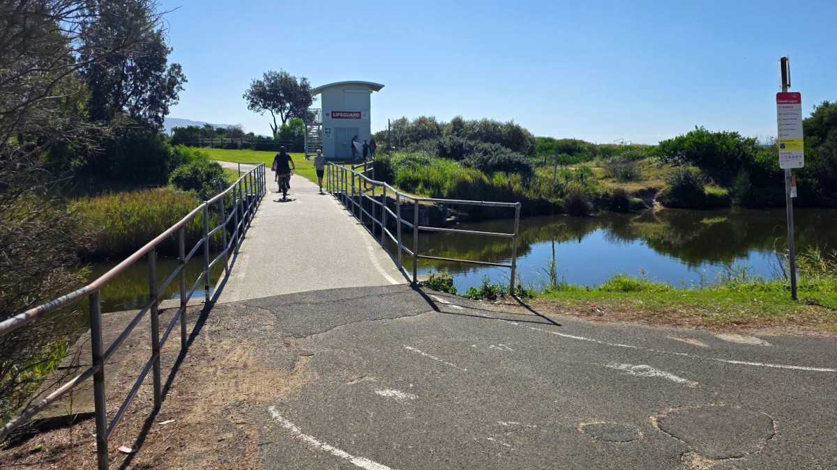 View of Bellambi Lagoon Bridge and shared cycling path on the Wollongong coastal route.