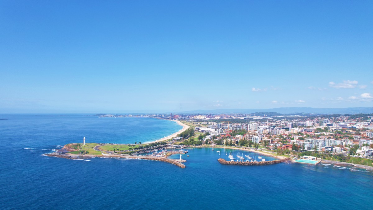 Aerial view of Wollongong Harbour, Flagstaff Point Lighthouse and City Beach